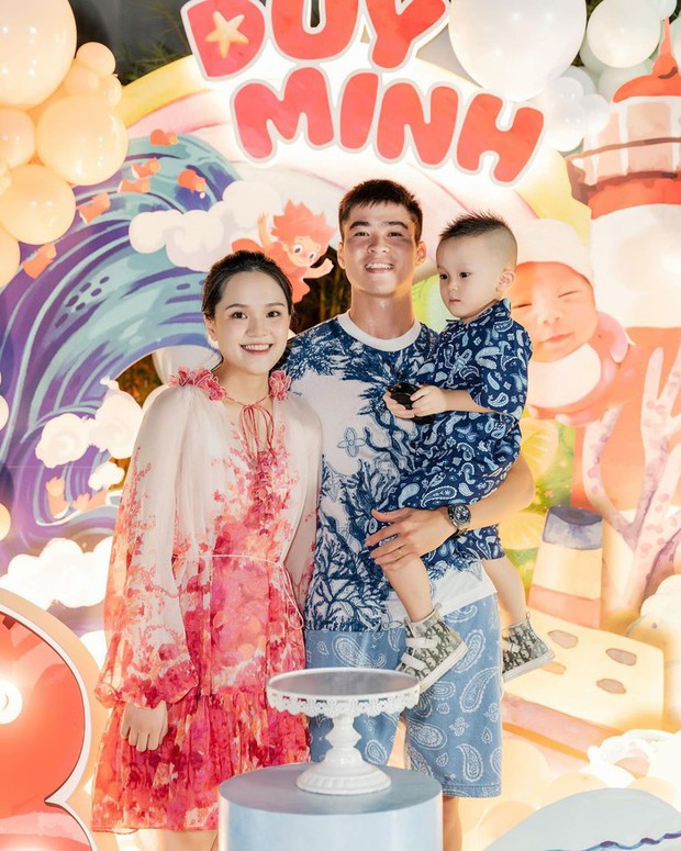 Duy Mạnh tổ chức bữa tiệc sinh nhật hoành tráng cho con trai, Quỳnh Anh với dáng vóc quyến rũ gây sốt