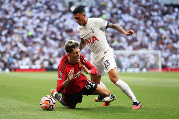 Chiến thắng đầy bất ngờ của Tottenham trước Man Utd