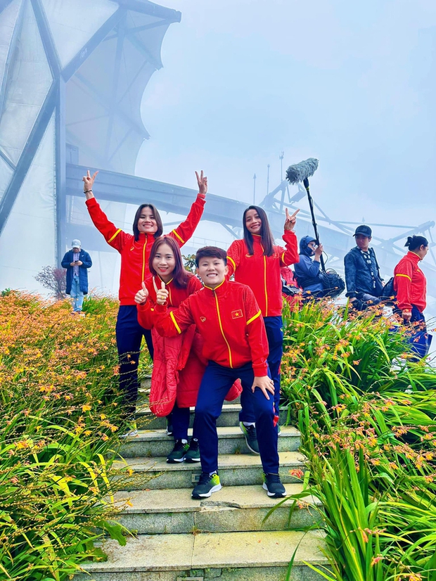 Nữ cầu thủ Việt Nam làm mưa làm gió tại Sa Pa - Ai sở hữu vẻ đẹp hút hồn hơn?