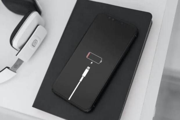Mẹo cực đơn giản có thể giúp iPhone của bạn sống sót lâu hơn - Ảnh 1. Mẹo cực đơn giản có thể giúp iPhone của bạn sống sót lâu hơn - Ảnh 1.