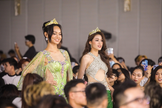 Hé lộ vương miện Miss Grand Vietnam 2023, fan sắc đẹp xuýt xoa: Xuất sắc hơn cả năm ngoái - Ảnh 6.