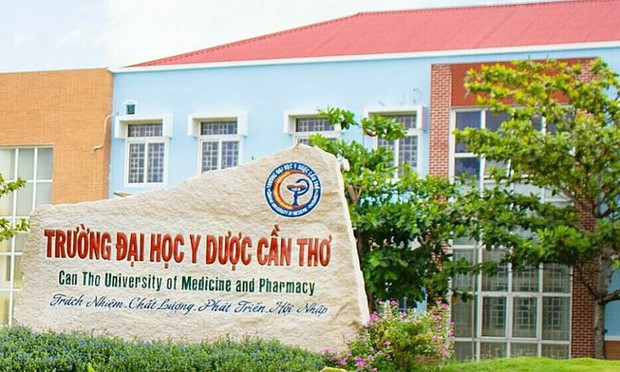 2 trường y đầu tiên ở khu vực phía Bắc và Nam công bố điểm chuẩn đại học 2023: Cao nhất 26,25! - Ảnh 2.