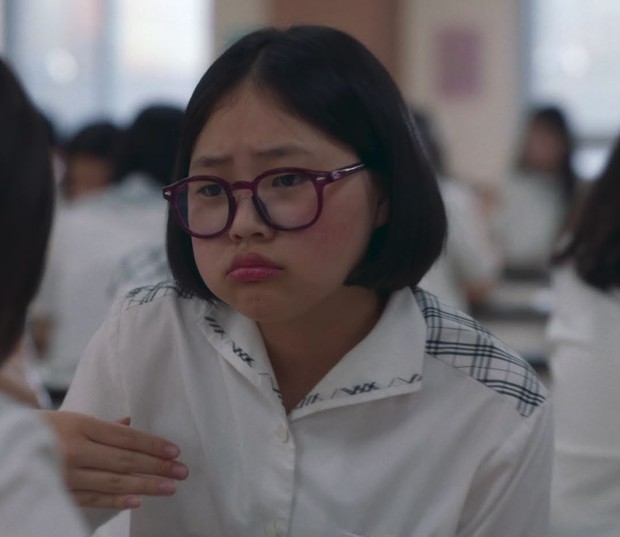 Nữ diễn viên Mask Girl khóc mừng trước sự xuất hiện của IU! Bí mật gì đã xảy ra?
