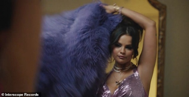 Sexy beauty of Selena Gomez in new MV - Photo 5.