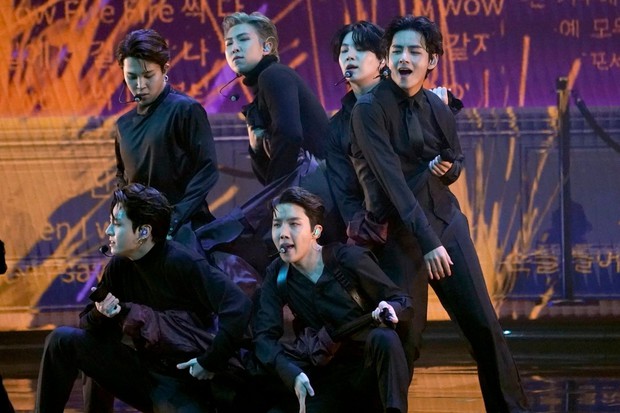 Jungkook lập kỷ lục chưa từng có hơn cả BTS
