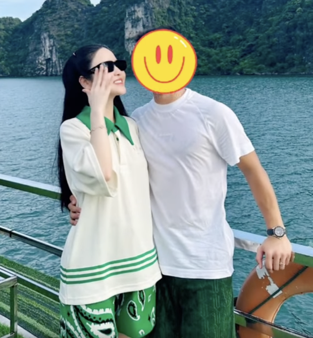 Quang Hải lần đầu tiên công khai đăng ảnh cùng bạn gái Chu Thanh Huyền - Ảnh 2.