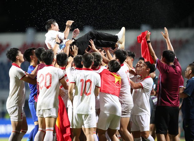 U23 Việt Nam vĩ đại với chiến thắng chức vô địch U23 Đông Nam Á