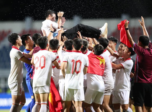 U23 Việt Nam vĩ đại với chiến thắng chức vô địch U23 Đông Nam Á