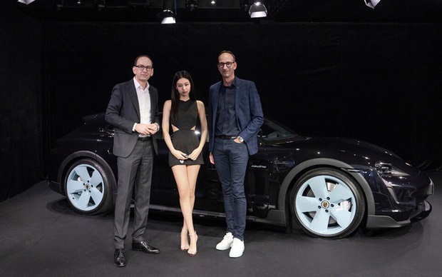 Dân chơi Việt mang Porsche Panamera đi độ theo phong cách Jennie của BlackPink, có chi tiết như Rolls-Royce - Ảnh 10.