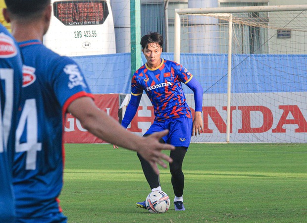 Ước mơ World Cup 2026: HLV Troussier sẽ có sự hỗ trợ đặc biệt từ 'quân sư' cho đội tuyển Việt Nam!