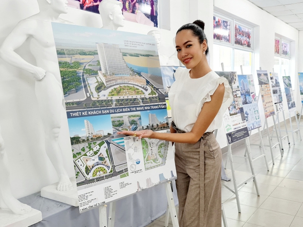 Tân Hoa hậu Lê Hoàng Phương khi làm kiến trúc sư: Giản dị đi công trình, lên đồ chuẩn dáng CEO - Ảnh 6. Tân Hoa hậu Lê Hoàng Phương khi làm kiến trúc sư: Giản dị đi công trình, lên đồ chuẩn dáng CEO - Ảnh 6.