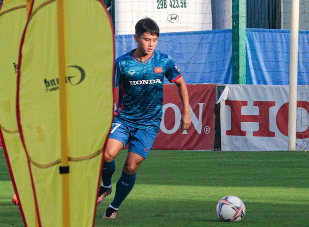 Ước mơ World Cup 2026: HLV Troussier sẽ có sự hỗ trợ đặc biệt từ 'quân sư' cho đội tuyển Việt Nam!