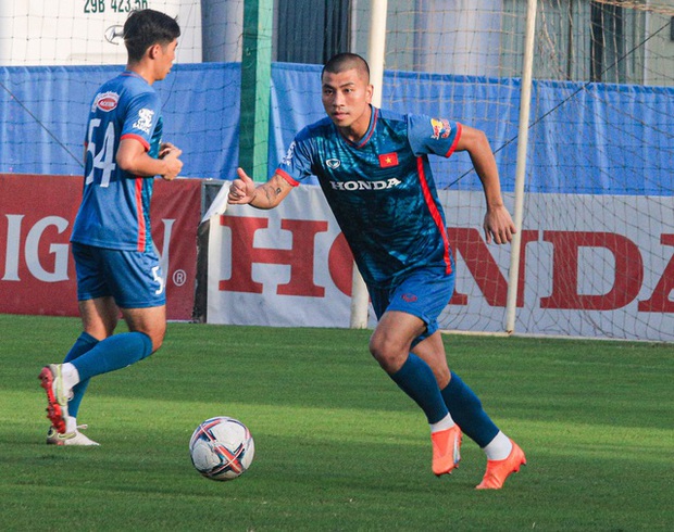 Ước mơ World Cup 2026: HLV Troussier sẽ có sự hỗ trợ đặc biệt từ 'quân sư' cho đội tuyển Việt Nam!