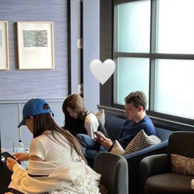 Lisa gây sốc khi tiết lộ về mối quan hệ với tỷ phú Hàn Quốc, sự bất ngờ trong lễ nhận món quà Việt