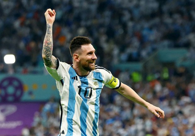 Lionel Messi và điệu nhảy đi bộ đỉnh cao
