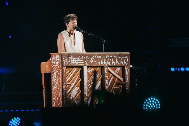Sơn Tùng M-TP, thần tượng Việt Nam, lăng xê phong cách âm nhạc của Charlie Puth