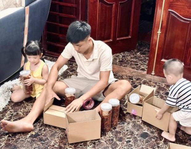 Phan Văn Đức - Chàng trai biến thành người chồng lý tưởng, chiều vợ thấu lòng