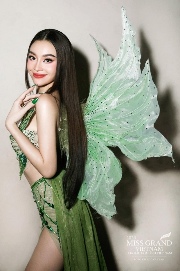 Tấm Thuỳ Vi lên tiếng về cú vồ ếch khi trở lại top 10 Miss Grand: Hơi đau nhưng hạnh phúc vỡ oà đã làm tôi quên tất cả - Ảnh 4. Tấm Thuỳ Vi lên tiếng về cú vồ ếch khi trở lại top 10 Miss Grand: Hơi đau nhưng hạnh phúc vỡ oà đã làm tôi quên tất cả - Ảnh 4.