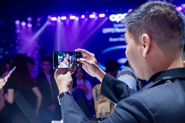 Sự kiện ra mắt “Chuyên gia chân dung” thế hệ mới: Reno10 / Reno10 Pro có đạt được điểm 10? - Ảnh 12.