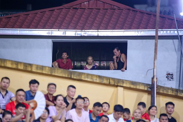 Bí mật hấp dẫn khiến 15000 người đổ về sân vận động Hàng Đẫy để xem một trận đấu VLeague