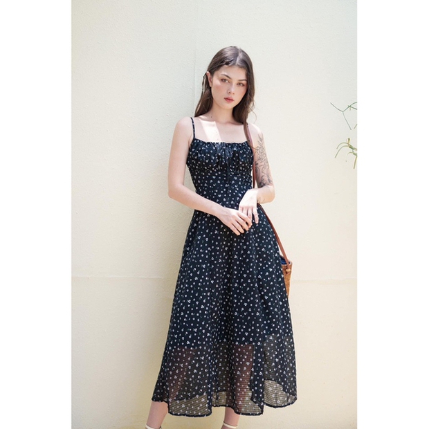 Lisa - Nàng thiên thần váy hoa: Bí quyết mix đồ thần thánh cho chị em!