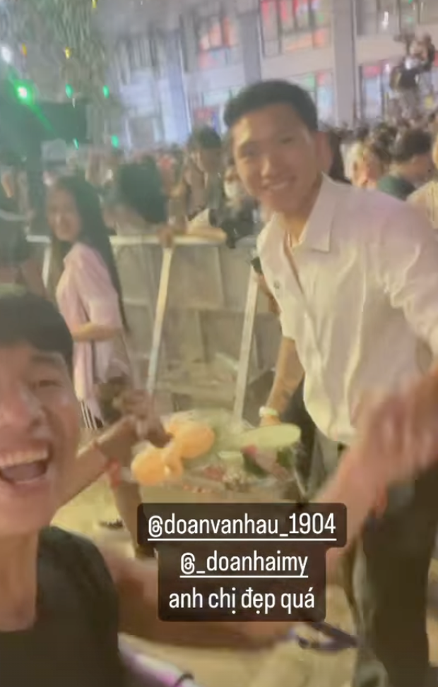 Đoàn Văn Hậu, Doãn Hải My xuất hiện cùng nữ hoàng rap Jessi, gây sốt cộng đồng mạng