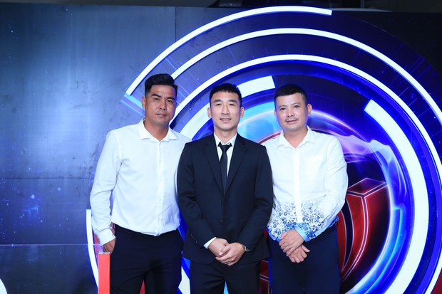 Dàn cầu thủ Việt cực chất đổ bộ đến lễ trao giải VLeague 2023
