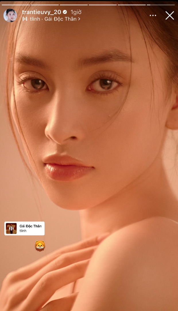 Hoa hậu Tiểu Vy lộ diện bên mỹ nam Thái Lan, xác nhận tin hẹn hò là sự thật?
