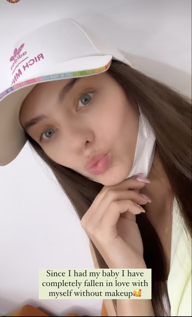 Bùi Tiến Dũng's Tây Model Wife Unveils Her Natural Beauty - Astonishing Transformation or Not?