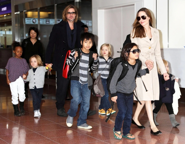 Angelina Jolie and Brad Pitt: When love surpasses all criticism, divorce takes nearly a decade to complete - Photo 2.