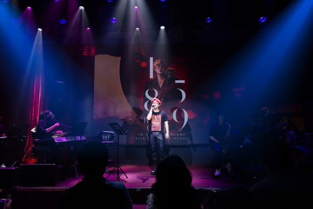 Trung Quân Idol chinh phục họp báo concert kỉ niệm 15 năm bằng màn trình diễn live đầy ấn tượng