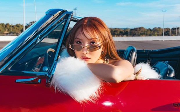 Hwasa (MAMAMOO) gây sốc với màn trình diễn gợi cảm: Điều tra vụ vi phạm nghiêm trọng