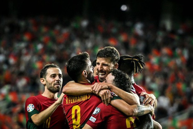 Kỷ lục mới: Bồ Đào Nha thắng đậm nhất lịch sử dù thiếu Ronaldo, đồng đội tiết lộ bí quyết