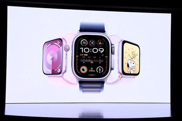 Đây là Apple Watch Ultra 2: Vỏ cũ, ruột mới, thêm cử chỉ ngón tay lạ được khen hết lời - Ảnh 1.