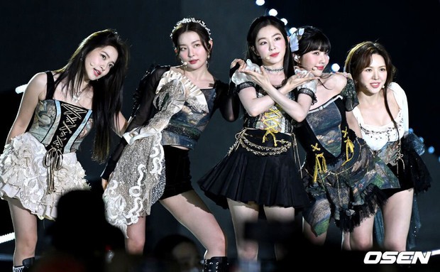 220618-red-velvet-at-the-2022-dream-concert-documents-1-1694609380871131352194.jpeg