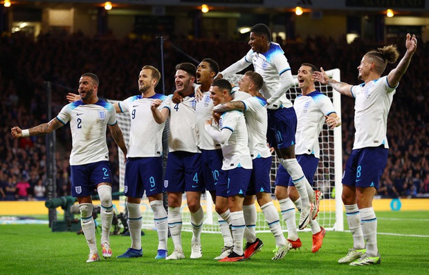 Maguire bùng nổ, tuyển Anh xuất sắc vượt qua Scotland trong trận derby thứ 150+