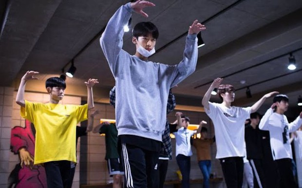 Tìm hiểu về tăng trưởng ngày càng cao của nhu cầu tư vấn tâm lý cho thực tập sinh K-Pop