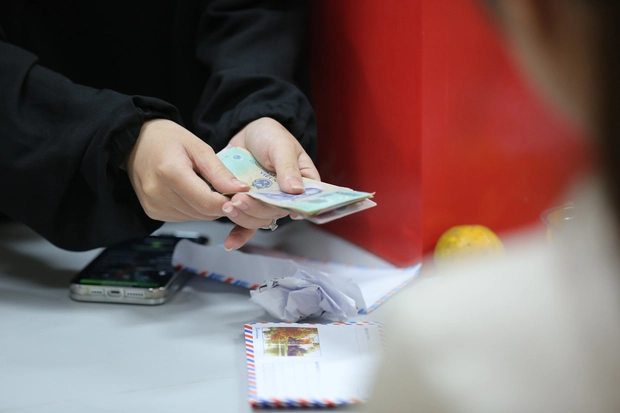 Quyên góp cho các nạn nhân vụ cháy chung cư mini ở Hà Nội: Cần tỉnh táo, không chuyển tiền vào các số tài khoản chưa xác minh - Ảnh 5. Quyên góp cho các nạn nhân vụ cháy chung cư mini ở Hà Nội: Cần tỉnh táo, không chuyển tiền vào các số tài khoản chưa xác minh - Ảnh 5.