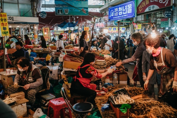 Nghịch lý mùa Trung thu ở Hàn Quốc: Nhà nhà háo hức đón lễ đoàn viên lớn nhất của năm nhưng phụ nữ lại sợ hãi đến ám ảnh - Ảnh 3.