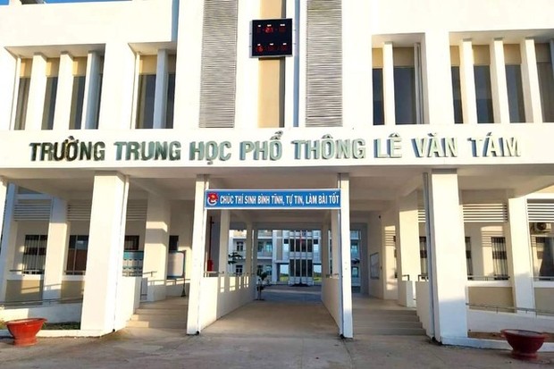 Nhiều sai phạm tại một trường THPT ở Sóc Trăng - Ảnh 1. Nhiều sai phạm tại một trường THPT ở Sóc Trăng - Ảnh 1.