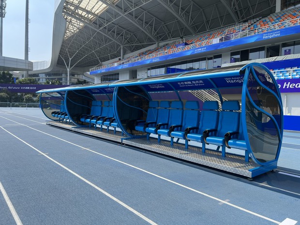 Sân Liping đẹp ‘miễn chê’ trước trận đấu của Olympic Việt Nam với Mông Cổ - Ảnh 5.