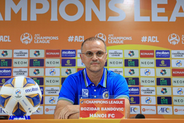 HLV Bandovic tiết lộ bí quyết giúp Hà Nội FC tạo nên kỳ tích trước đội bóng Hàn Quốc tại AFC Champions League
