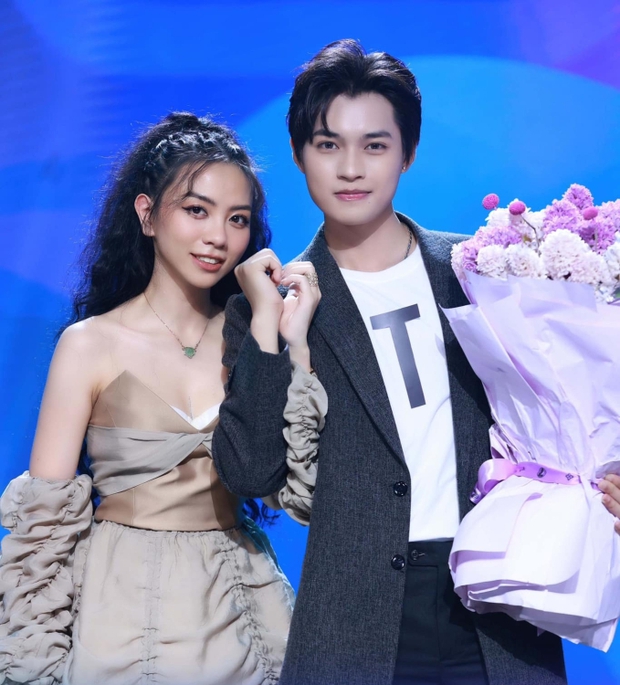 Tô Sa đang tính cưới, người yêu không phải quản lý showroom ô tô ở “Người Ấy Là Ai” - Ảnh 4. Tô Sa đang tính cưới, người yêu không phải quản lý showroom ô tô ở “Người Ấy Là Ai” - Ảnh 4.