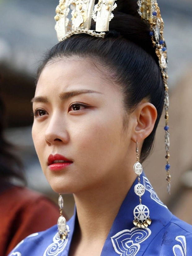 Nhan sắc dàn chị đẹp xứ Hàn ở phim kinh điển nhất sự nghiệp - Ảnh 9.