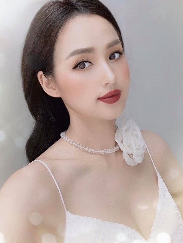 Cuộc sống của Tâm Tít thay đổi thế nào sau 9 năm lấy chồng thiếu gia? - Ảnh 1. Cuộc sống của Tâm Tít thay đổi thế nào sau 9 năm lấy chồng thiếu gia? - Ảnh 1.