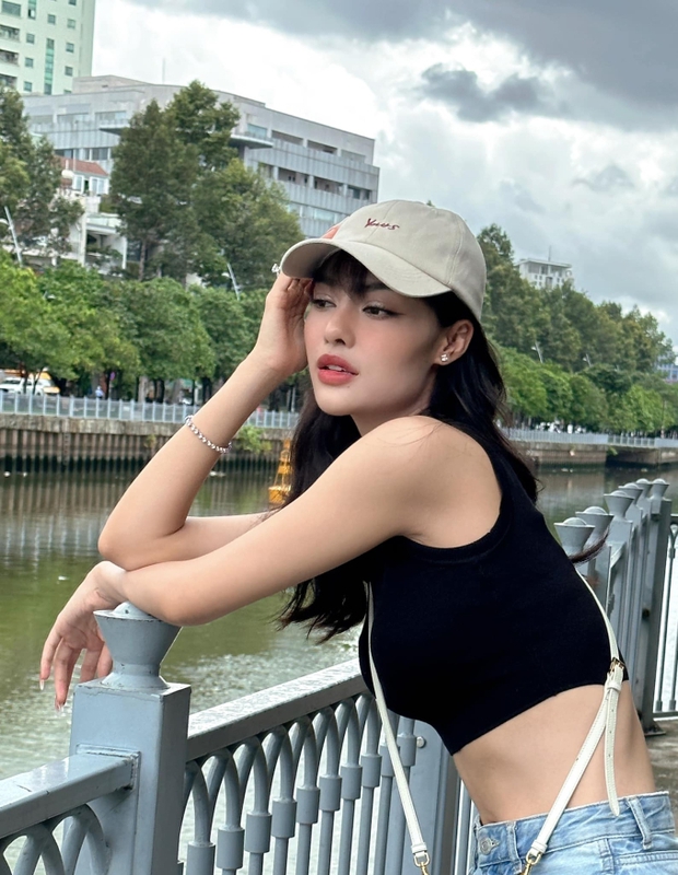 Chấn động showbiz: Á hậu Vbiz bị đe dọa nợ, phản ứng bất ngờ ra sao?