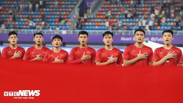 Olympic Việt Nam đối đầu khó khăn nhưng vẫn gặt hái thành công vang dội tại ASIAD 19
