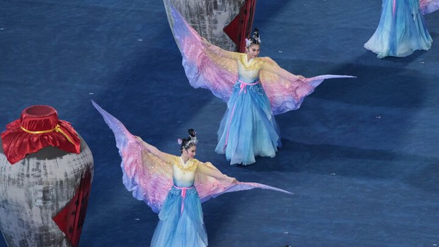 Khai mạc ASIAD 19 đầy cảm xúc: Tôn Ngộ Không vắng mặt, đỉnh cao sẽ lan tỏa