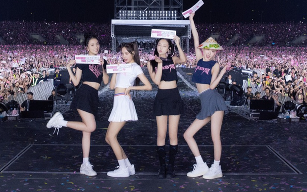 Việt Nam gây sốt với sự xuất hiện đồng loạt của sao quốc tế: Fan Việt thánh mua đâu rồi?