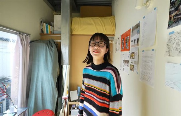 Cô gái Nhật tiết lộ lý do sống trong căn phòng 7m2 khép kín, nằm ngủ ngay cạnh nhà vệ sinh - Ảnh 1.
